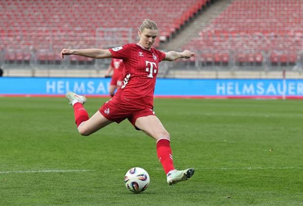 22 03 2026 Soccer Season 2025 2026 1 Women Soccer Bundesliga 21 Matchday 1 FC Nürnberg FCN Club 1 FC Köln Sportfoto Zink DaMa xdaxmax Anna Lena Stolze 7, 1 FC Köln with shot on goal