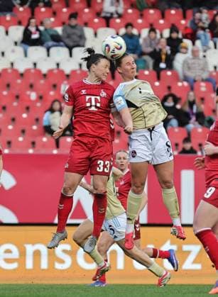 22 03 2026 Soccer Season 2025 2026 1 Women Soccer Bundesliga 21 Matchday 1 FC Nürnberg FCN Club 1 FC Köln Sportfoto Zink DaMa xdaxmax Marina Hegering 33, 1 FC Köln in header duel with Meret Günster Guenster 8, 1 FC Nürnberg FCN