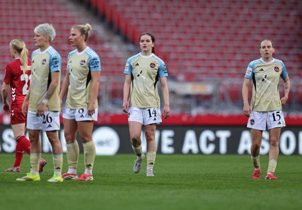 22 03 2026 Soccer Season 2025 2026 1 Womens Soccer Bundesliga 21 Matchday 1 FC Nürnberg FCN Club 1 FC Köln Sportfoto Zink DaMa xdaxmax Team Team of FCN disappointed Disappointment after the end of the match