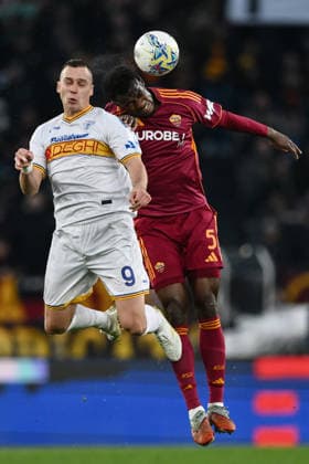 As Roma 22 03 2026 - campionato di calcio serie A Roma-Lecce foto Antonello Sammarco Image nella foto: Evan Ndicka-Nikola Stulic 