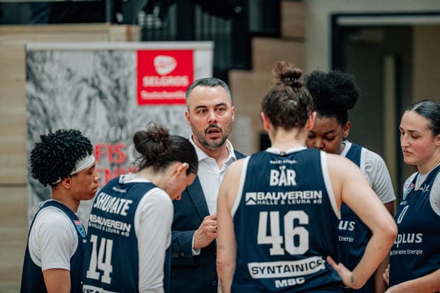 BB 1BL Women Syntainics MBC Lions TK Hannover Luchse Timur Topal GISA Lions MBC during the 2025 2026 season in the DBBL Toyota Bundesliga Syntainics MBC Lions and TK Hannover Luchse at the SWH Arena on March 22, 2026 in Halle Saale, Sachsen Anhalt, Germany