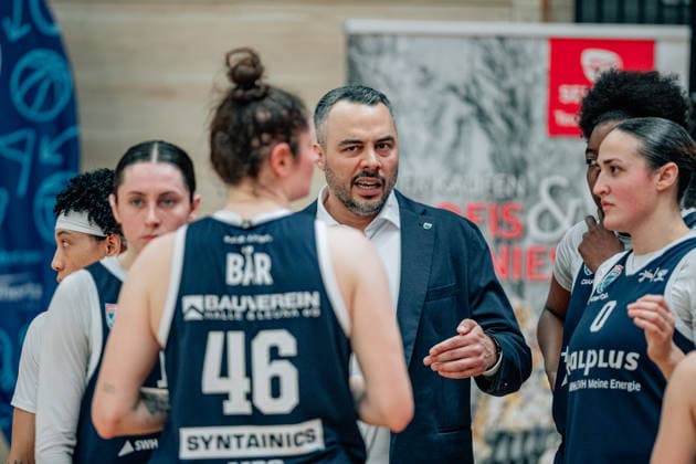 BB 1BL Women Syntainics MBC Lions TK Hannover Luchse Timur Topal GISA Lions MBC during the 2025 2026 season in the DBBL Toyota Bundesliga Syntainics MBC Lions and TK Hannover Luchse at the SWH Arena on March 22, 2026 in Halle Saale, Sachsen Anhalt, Germany