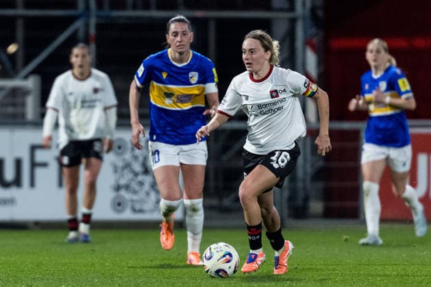 GOOGLE PIXEL Womens Bundesliga, Bayer 04 Leverkusen FC Carl Zeiss Jena 22 03 2026 Sofie Lena Zdebel Bayer 04 Leverkusen, 16 on the ball GOOGLE PIXEL Womens Bundesliga, Bayer 04 Leverkusen FC Carl Zeiss Jena, Leverkusen, Ulrich Haberland Stadium on 22 03 2026 DFB REGULATIONS PROHIBIT ANY USE OF PHOTOGRAPHS AS IMAGE SEQUENCES AND OR QUASI VIDEO Copyright: xBEAUTIFULxSPORTS Wunderlx