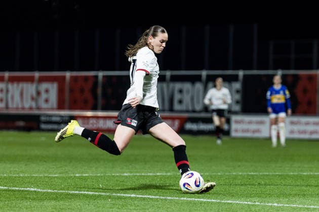 GOOGLE PIXEL Womens Bundesliga, Bayer 04 Leverkusen FC Carl Zeiss Jena 22 03 2026 Valentina Mädl Bayer 04 Leverkusen, 17 on the ball GOOGLE PIXEL Womens Bundesliga, Bayer 04 Leverkusen FC Carl Zeiss Jena, Leverkusen, Ulrich Haberland Stadium on 22 03 2026 DFB REGULATIONS PROHIBIT ANY USE OF PHOTOGRAPHS AS IMAGE SEQUENCES AND OR QUASI VIDEO Copyright: xBEAUTIFULxSPORTS Wunderlx