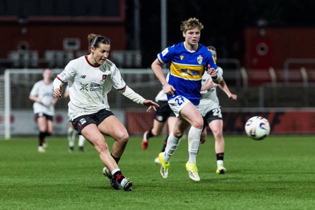 GOOGLE PIXEL Frauen Bundesliga, Bayer 04 Leverkusen FC Carl Zeiss Jena 22 03 2026 duel Carlotta Wamser Bayer 04 Leverkusen, 37 , Gwendolyn Mummert FC Carl Zeiss Jena, 27 GOOGLE PIXEL Frauen Bundesliga, Bayer 04 Leverkusen FC Carl Zeiss Jena, Leverkusen, Ulrich Haberland Stadion am 22 03 2026 DFB REGULATIONS PROHIBIT ANY USE OF PHOTOGRAPHS AS IMAGE SEQUENCES AND OR QUASI VIDEO Copyright: xBEAUTIFULxSPORTS Wunderlx