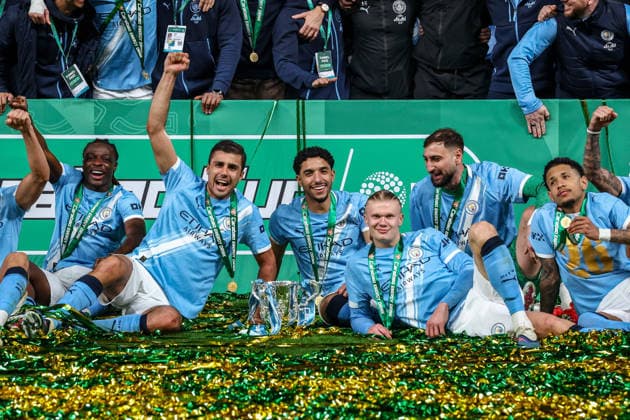 Arsenal v Manchester City, Carabao Cup Final Manchester City players celebrate with the trophy after the Arsenal v Manchester City Carabao Cup Final match at Wembley Stadium, London, England on 22 March 2026 Credit: Ian Stephen Every Second Media Editorial use only. All images are copyright Every Second Media Limited. No images may be reproduced without prior permission. All rights reserved. Premier League and Football League images are subject to licensing agreements with Football DataCo Limited. see https: www.football-dataco.com Copyright: xIMAGO EveryxSecondxMediax ESM-1873-0084 IanxStephenx xEveryxSecondxMediax