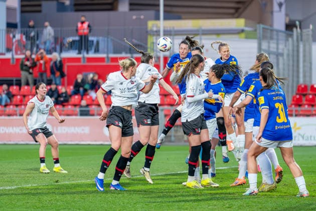 Leverkusen corner, Bayer 04 Leverkusen vs FC Carl Zeiss Jena, Football, Google Pixel Womens Bundesliga, Matchday 21, Season 2025 26, 22 03 2026, Bayer 04 Leverkusen vs FC Carl Zeiss Jena, Football, Google Pixel Womens Bundesliga, Matchday 21, Season 2025 26, 22 03 2026 Leverkusen Copyright: xEibner-Pressefoto LukasxBaldygax EP_LBA