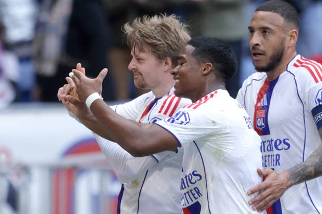 PAVEL SULC, ENDRICK FELIPE MOREIRA DE SOUSA, Olympique Lione, Ligue 1, 2025-26, Olympique Lyonnais vs Monaco 1-2, 22-03-2026, Esultanza, Celebration, Jubel LIGUE 1 2025-26 OLYMPIQUE LIONE-MONACO 1-2