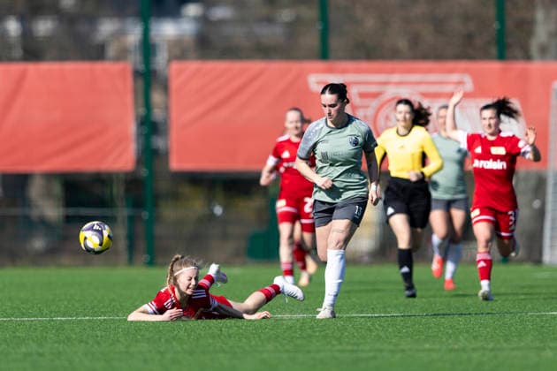 Regionalliga Nordost Frauen 1 FC Union Berlin II vs 1 FFV Erfurt Berlin 22 03 2026 Leona Seifert 6 1 FC Union Berlin II vs Emily Nüßner 13 1 FFV Erfurt Regionalliga Nordost Frauen 1 FC Union Berlin II vs 1 FFV Erfurt Trainingszentrum Oberspree KR1 22 03 2026 Copyright: xBEAUTIFULxSPORTS Duehringx