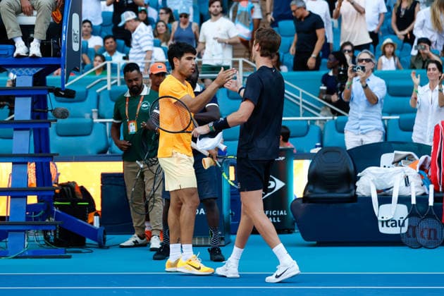 MIAMI GARDENS, FL - MARCH 22: Sebastian Korda (USA) shakes hands after his men™s third round singles match with Carlos Alcaraz (ESP) at the Miami Open on March 22, 2026, at Hard Rock Stadium in Miami Gardens, Florida,(Photo by Chris Arjoon Icon Sportswire) TENNIS: MAR 22 Miami Open EDITORIAL USE ONLY Icon2603220010066