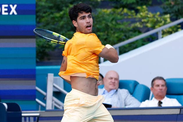 MIAMI GARDENS, FL - MARCH 22: Carlos Alcaraz (ESP) in action during his men™s third round singles match against Sebastian Korda (USA) at the Miami Open on March 22, 2026, at Hard Rock Stadium in Miami Gardens, Florida,(Photo by Chris Arjoon Icon Sportswire) TENNIS: MAR 22 Miami Open EDITORIAL USE ONLY Icon2603220010100