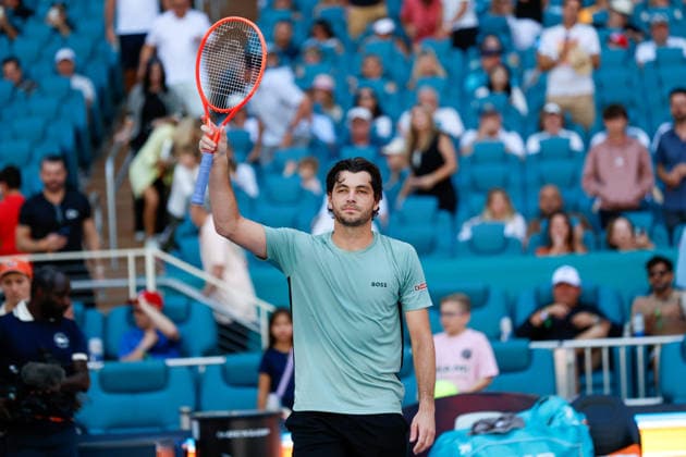 MIAMI GARDENS, FL - MARCH 22: Taylor Fritz (USA) celebrates after his men™s third round singles match against Reilly Opelka (USA) at the Miami Open on March 22, 2026, at Hard Rock Stadium in Miami Gardens, Florida,(Photo by Chris Arjoon Icon Sportswire) TENNIS: MAR 22 Miami Open EDITORIAL USE ONLY Icon2603220010040