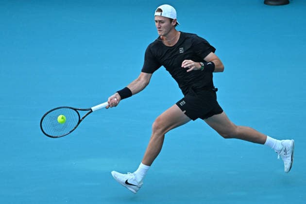 Itau Miami Open - Sebastian Korda Sebastian Korda (USA) during his third round match at the Itau Miami Open in Miami , USA, on March 22, 2026. Photo by Corinne Dubreuil ABACAPRESS.COM Miami United States  Copyright: xDubreuilxCorinne ABACAx