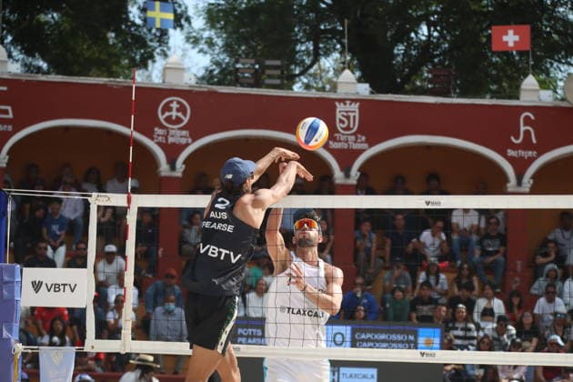 March 22, 2026, Tlaxcala, Ciudad de Mexico, Mexico: DÃ‚Â Artagnan Potts of Australia spikes the ball against Nicolas Capogrosso of Argentina during the final match against Australia of the 2026 Men s Volleyball World Beach Pro Tour between Australia and Argentina on March 22, 2026 in Tlaxcala, Mexico. Tlaxcala Mexico - ZUMAe321 20260322_zsa_e321_327 Copyright: xEssenexHernandezx