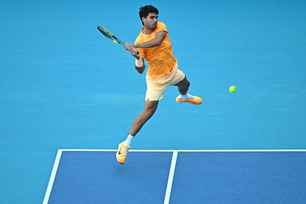 Itau Miami Open - Carlos Alcaraz Carlos Alcaraz (ESP) during his third round match at the Itau Miami Tennis Open in Miami , USA, on March 22, 2026. Photo by Corinne Dubreuil ABACAPRESS.COM Miami United States  Copyright: xDubreuilxCorinne ABACAx