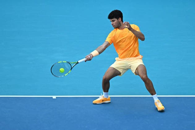Itau Miami Open - Carlos Alcaraz Carlos Alcaraz (ESP) during his third round match at the Itau Miami Tennis Open in Miami , USA, on March 22, 2026. Photo by Corinne Dubreuil ABACAPRESS.COM Miami United States  Copyright: xDubreuilxCorinne ABACAx