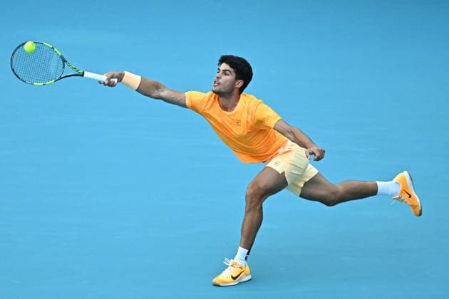 Itau Miami Open - Carlos Alcaraz Carlos Alcaraz (ESP) during his third round match at the Itau Miami Tennis Open in Miami , USA, on March 22, 2026. Photo by Corinne Dubreuil ABACAPRESS.COM Miami United States  Copyright: xDubreuilxCorinne ABACAx