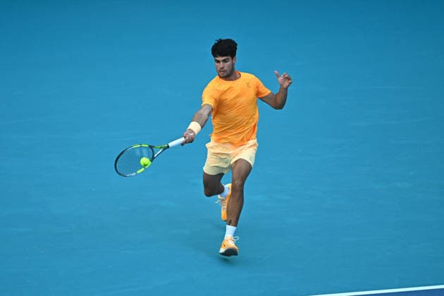 Itau Miami Open - Carlos Alcaraz Carlos Alcaraz (ESP) during his third round match at the Itau Miami Tennis Open in Miami , USA, on March 22, 2026. Photo by Corinne Dubreuil ABACAPRESS.COM Miami United States  Copyright: xDubreuilxCorinne ABACAx