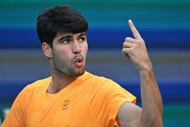 Itau Miami Open - Carlos Alcaraz Carlos Alcaraz (ESP) during his third round match at the Itau Miami Tennis Open in Miami , USA, on March 22, 2026. Photo by Corinne Dubreuil ABACAPRESS.COM Miami United States  Copyright: xDubreuilxCorinne ABACAx