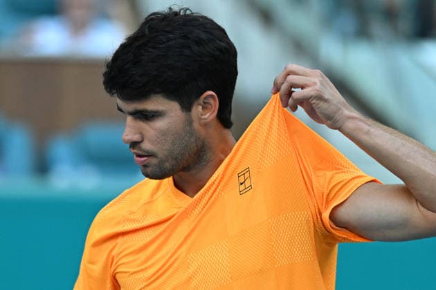 Itau Miami Open - Carlos Alcaraz Carlos Alcaraz (ESP) lost his third round match at the Itau Miami Tennis Open in Miami , USA, on March 22, 2026. Photo by Corinne Dubreuil ABACAPRESS.COM Miami United States  Copyright: xDubreuilxCorinne ABACAx