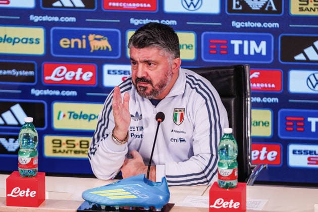 L allenatore della nazionale italiana di calcio Gennaro Gattuso durante la conferenza stampa della Nazionale italiana presso il Centro tecnico federale di Coverciano a Firenze, Italia - 23 marzo 2026. - Calcio (Foto di LaPresse) The head coach of Italy Gennaro Gattuso gestures during the Italia team press conference, PK, Pressekonferenz at federal technical center of Coverciano in Florence, Italy - March 23, 2026. Sport - Soccer  Copyright: xLaPressex