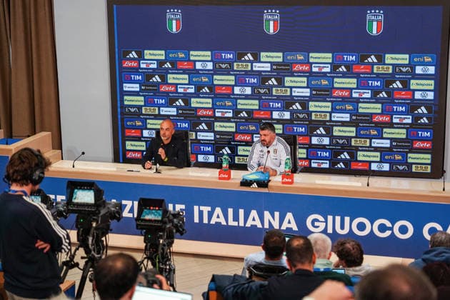 L allenatore della nazionale italiana di calcio Gennaro Gattuso durante la conferenza stampa della Nazionale italiana presso il Centro tecnico federale di Coverciano a Firenze, Italia - 23 marzo 2026. - Calcio (Foto di LaPresse) The head coach of Italy Gennaro Gattuso gestures during the Italia team press conference, PK, Pressekonferenz at federal technical center of Coverciano in Florence, Italy - March 23, 2026. Sport - Soccer  Copyright: xLaPressex