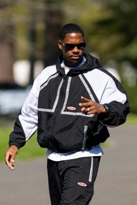 Mike Maignan - Les joueurs de l équipe de France de football arrivent au Centre national de football de Clairefontaine-en-Yveline, France, le 23 mars 2026. Les vice-champions du monde se rendront cette semaine aux Etats-Unis, dans la banlieue de Boston, pour y disputer deux matchs amicaux en préparation de la Coupe du monde 2026. D’abord contre le Brésil jeudi (21h) puis la Colombie dimanche (21h). Pierre Perusseau Bestimage French soccer team during the Arrival of French team at INF Clairefontaine on March 23, 2026 in Clairefontaine, France. Clairefontaine-en-Yveline France  Copyright: xPierrexPerusseaux xBestimagexPierrexPerusseaux xBestimagex
