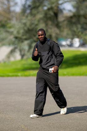 - Les joueurs de l équipe de France de football arrivent au Centre national de football de Clairefontaine-en-Yveline, France, le 23 mars 2026. Les vice-champions du monde se rendront cette semaine aux Etats-Unis, dans la banlieue de Boston, pour y disputer deux matchs amicaux en préparation de la Coupe du monde 2026. D’abord contre le Brésil jeudi (21h) puis la Colombie dimanche (21h). Pierre Perusseau Bestimage French soccer team during the Arrival of French team at INF Clairefontaine on March 23, 2026 in Clairefontaine, France. Clairefontaine-en-Yveline France  Copyright: xPierrexPerusseaux xBestimagexPierrexPerusseaux xBestimagex