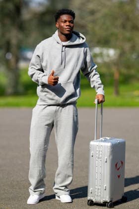 Aurélien Tchouaméni - Les joueurs de l équipe de France de football arrivent au Centre national de football de Clairefontaine-en-Yveline, France, le 23 mars 2026. Les vice-champions du monde se rendront cette semaine aux Etats-Unis, dans la banlieue de Boston, pour y disputer deux matchs amicaux en préparation de la Coupe du monde 2026. D’abord contre le Brésil jeudi (21h) puis la Colombie dimanche (21h). Pierre Perusseau Bestimage French soccer team during the Arrival of French team at INF Clairefontaine on March 23, 2026 in Clairefontaine, France. Clairefontaine-en-Yveline France  Copyright: xPierrexPerusseaux xBestimagexPierrexPerusseaux xBestimagex