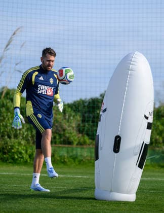 260323 goalkeeper Kristoffer Nordfeldt of the Swedish national football team during a training session on March 23, 2026 in Valencia Photo Joel Marklund BILDBYRAN code JM JM0804 bbeng fotboll football soccer fotball vm kval fifa world cup qualifier qualifier träning practice training sverige sweden sverige a  Copyright: JOELxMARKLUND BB260323JM034