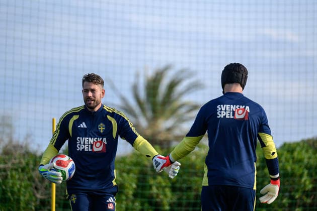 260323 goalkeeper Kristoffer Nordfeldt and goalkeeper Noel Törnqvist of the Swedish national football team during a training session on March 23, 2026 in Valencia Photo Joel Marklund BILDBYRAN kod JM JM0804 bbeng fotboll football soccer fotball vm kval fifa world cup qualifier qualifier träning practice training sverige sweden sverige a  Copyright: JOELxMARKLUND BB260323JM038