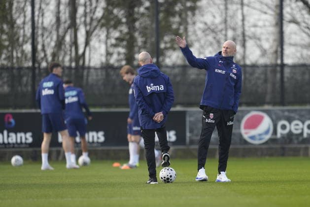 Men s national football team, press conference with national team manager Stale Solbakken Alkmaar, Netherlands 20260323 Norway national team manager Stale Solbakken during a press conference with the Norwegian men s national football team at the AZ Alkmaar training Complex Photo Fredrik Varfjell NTB Alkmaar Netherlands EDITORIAL USE ONLY RESTRICTED USE FOR BETTING COMPANIES  Copyright: xFredrikxVarfjellx xNTBx