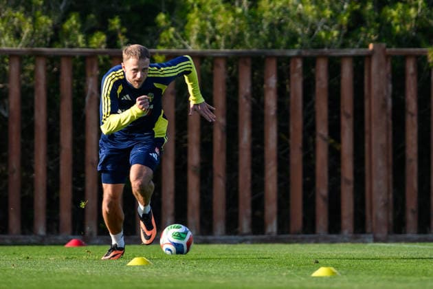 260323 Gustav Lundgren of the Swedish national football team during a training session on March 23, 2026 in Valencia Photo Joel Marklund BILDBYRAN code JM JM0804 bbeng fotboll football soccer fotball vm kval fifa world cup qualifier qualifier träning practice training sverige sweden sverige a  Copyright: JOELxMARKLUND BB260323JM056