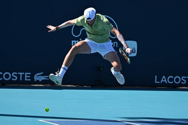 Itau Miami Tennis Open - Ugo Humbert Ugo Humbert (FRA) during his third round match at the Itau Miami Open in Miami , USA, on March 23, 2026. Photo by Corinne Dubreuil ABACAPRESS.COM Miami United States  Copyright: xDubreuilxCorinne ABACAx