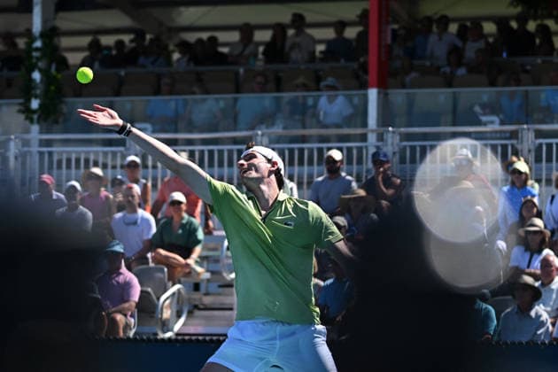 Itau Miami Tennis Open - Ugo Humbert Ugo Humbert (FRA) during his third round match at the Itau Miami Open in Miami , USA, on March 23, 2026. Photo by Corinne Dubreuil ABACAPRESS.COM Miami United States  Copyright: xDubreuilxCorinne ABACAx