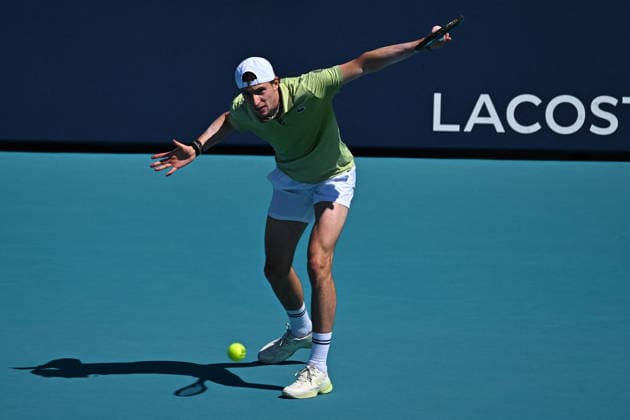 Itau Miami Tennis Open - Ugo Humbert Ugo Humbert (FRA) during his third round match at the Itau Miami Open in Miami , USA, on March 23, 2026. Photo by Corinne Dubreuil ABACAPRESS.COM Miami United States  Copyright: xDubreuilxCorinne ABACAx