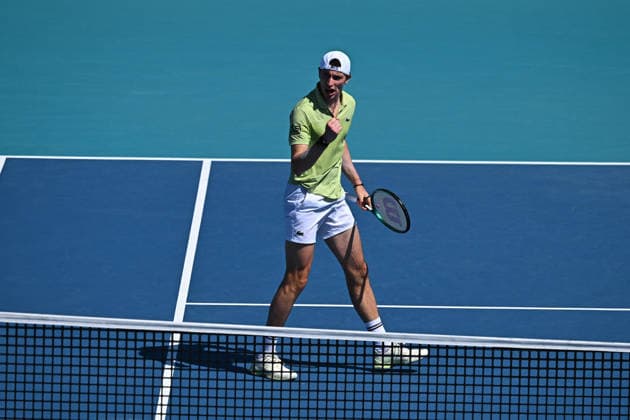Itau Miami Tennis Open - Ugo Humbert Ugo Humbert (FRA) during his third round match at the Itau Miami Open in Miami , USA, on March 23, 2026. Photo by Corinne Dubreuil ABACAPRESS.COM Miami United States  Copyright: xDubreuilxCorinne ABACAx