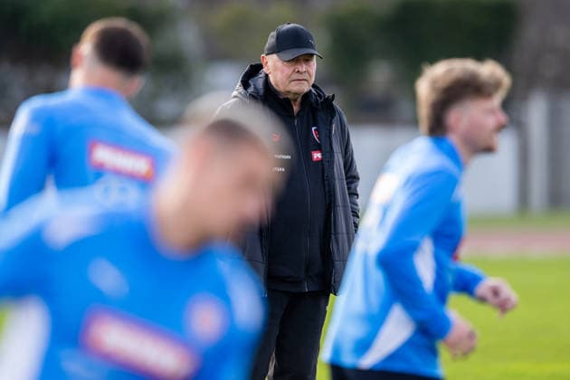 Head coach Miroslav Koubek attends a training session of the Czech national football team before the World Cup playoffs, in Prague, Czech Republic, on March 23, 2026. (CTKxPhoto OndrejxDeml) CTKPhotoP2026032306227  CTKPhotoP2026032306227
