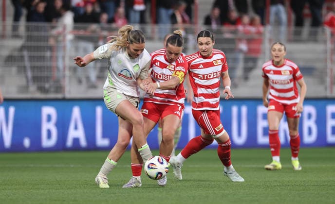 Juliane Wirtz, Lisa Heiseler, Sophie Weidauer duel Match scene Action Sport Football Soccer Women Womens Bundesliga 21 Matchday Season 2025 2026 23 03 2026 1 FC Union Berlin vs SV Werder Bremen DFL regulations prohibit any use of photographs as image sequences and or quasi video