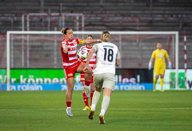 Soccer, Women, Season 2025 2026, Google Pixel Women Bundesliga 21 Matchday , 1 FC Union Berlin Werder Bremen, v l Lisa Heiseler 1 Women 1 FC Union , Lina Hausicke Werder Bremen , 23 03 2026, Copyright: xMatthiasxKochx