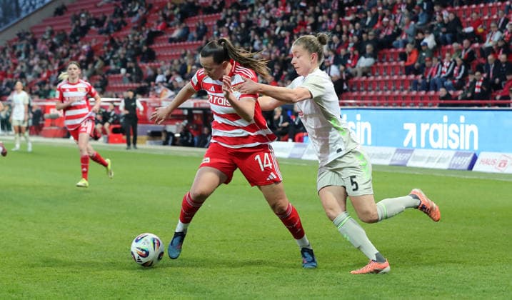 Hannah Eurlings, Michelle Ulbrich duel match scene Action Sport Football Soccer Women Womens Bundesliga 21 Matchday Season 2025 2026 23 03 2026 1 FC Union Berlin vs SV Werder Bremen DFL regulations prohibit any use of photographs as image sequences and or quasi video