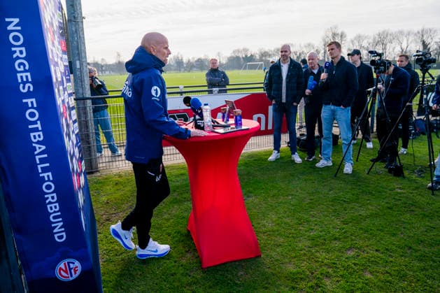 Men s national football team, press conference with national team manager Stale Solbakken Amsterdam , Netherlands 20260323 Norway national team manager Stale Solbakken during a press conference with the Norwegian men s national football team at the AZ Alkmaar training Complex Photo Fredrik Varfjell NTB Amsterdam Netherlands EDITORIAL USE ONLY RESTRICTED USE FOR BETTING COMPANIES  Copyright: xFredrikxVarfjellx xNTBx