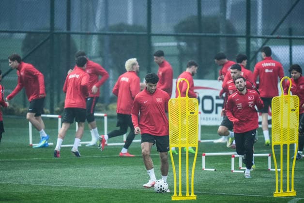 Turkish National Football Team training session ISTANBUL, TURKIYE - MARCH 23: Turkish National Football Team players attend the training session, under the lead of head coach Vincenzo Montella, ahead of the 2026 FIFA World Cup, WM, Weltmeisterschaft, Fussball European Qualifiers play-off semifinal match against Romania at Hasan Dogan National Teams Camp and Training Facilities in Istanbul, Turkiye on March 23, 2026. Hakan Akgun Anadolu Istanbul Turkey. Editorial use only. Please get in touch for any other usage.  Copyright: x2026xAnadoluxHakanxAkgunx