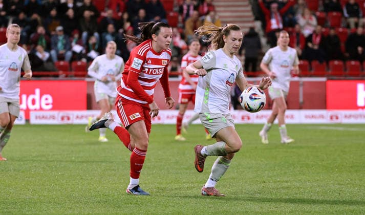 Hannah Eurlings, Michelle Weiß duel match scene Action Sport Football Soccer Women Womens Bundesliga 21 Matchday Season 2025 2026 23 03 2026 1 FC Union Berlin vs SV Werder Bremen DFL regulations prohibit any use of photographs as image sequences and or quasi video