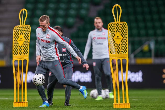 23.03.2026 WARSZAWA -STADION LEGII PILKA NOZNA (FOOTBALL) ZGRUPOWANIE REPREZENTACJI POLSKI ELIMINACJE MISTRZOSTW SWIATA FIFA 2026 ( FIFA World Cup, WM, Weltmeisterschaft, Fussball 26â ¢ UEFA Qualifiers ) TRENING REPREZENTACJI POLSKI NZ KAROL SWIDERSKI FOTO LUKASZ GROCHALA CYFRASPORT NEWSPIX.PL --- newspix.pl 