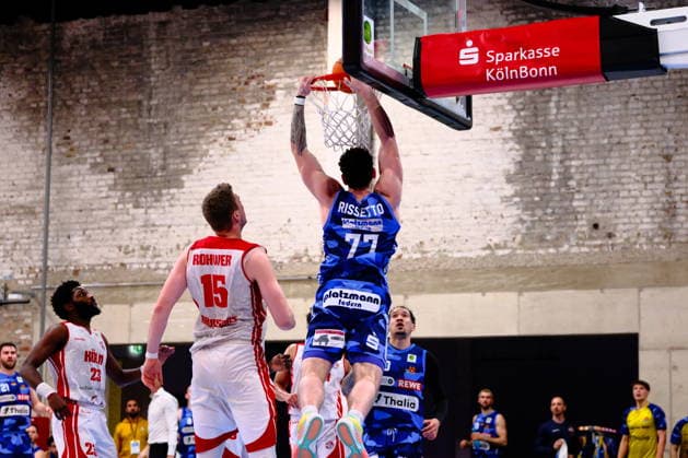 ProA RheinStars Cologne vs Phoenix Hagen, Cologne, 23 03 2026, Motorworld Cologne Anzac Joseph Dennis Rissetto 77, Phoenix Hagen, C at the Dunk ProA RheinStars Cologne vs Phoenix Hagen, Cologne, 23 03 2026, Motorworld Cologne Copyright: xBEAUTIFULxSPORTS Piepenstockx