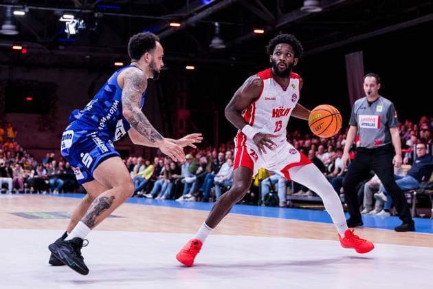 Barmer 2 Basketball Bundesliga ProA RheinStars Cologne vs Phoenix Hagen, 23 03 2026 Marcus Henri Graves Phoenix Hagen, 0 , Michael Jordan Miller RheinStars Cologne, 23 on the ball Barmer 2 Basketball Bundesliga ProA RheinStars Cologne vs Phoenix Hagen, Cologne, Motorworld on 23 03 2026 Copyright: xBEAUTIFULxSPORTS Wunderlx