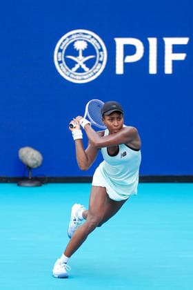 March 23, 2026, Miami Gardens, Florida, USA: Coco Gauff (USA) returns a shot to Sorana Cirstea (not pictured) during the women s fourth round singles match at the 2026 Miami Open presented by Itau at Hard Rock Stadium. Miami Gardens USA - ZUMAw109 20260323_fap_w109_013 Copyright: xDebbyxWongx