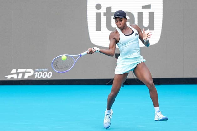 March 23, 2026, Miami Gardens, Florida, USA: Coco Gauff (USA) returns a shot to Sorana Cirstea (not pictured) during the women s fourth round singles match at the 2026 Miami Open presented by Itau at Hard Rock Stadium. Miami Gardens USA - ZUMAw109 20260323_fap_w109_022 Copyright: xDebbyxWongx