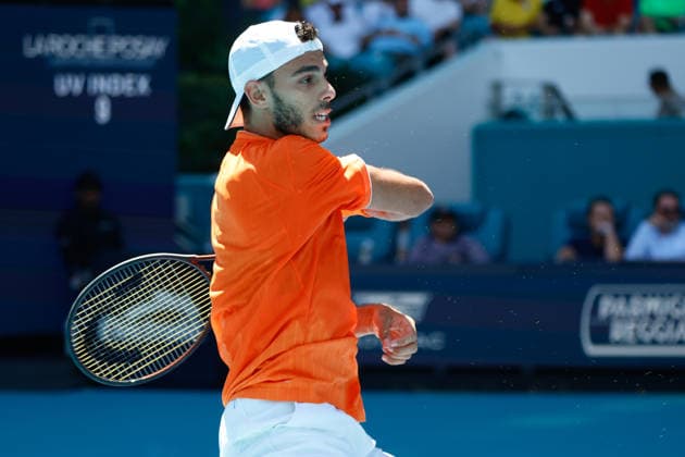 MIAMI GARDENS, FL - MARCH 23: Francisco Cerundolo (ARG) in action during a men™s third round singles match against Daniil Medvedev at the Miami Open on March 23, 2026, at Hard Rock Stadium in Miami Gardens, Florida,(Photo by Chris Arjoon Icon Sportswire) TENNIS: MAR 23 Miami Open EDITORIAL USE ONLY Icon2603230010027